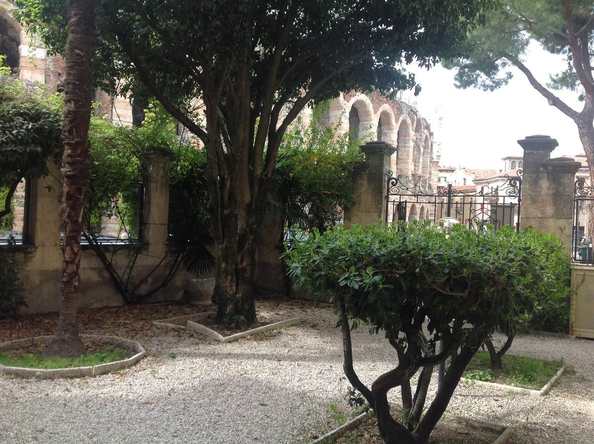 Arena Luxury Suite Verona Exterior foto